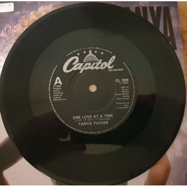 Tanya Tucker - One Love At A Time 7 Inch Vinyl Single (7 Inch Record) - NM/VG+ - Classical33.co.uk