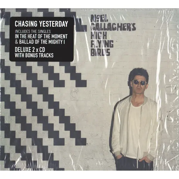 Noel Gallagher's High Flying Birds - Chasing Yesterday (CD, Album + CD + Dlx) - VG+/VG+ - Classical33.co.uk