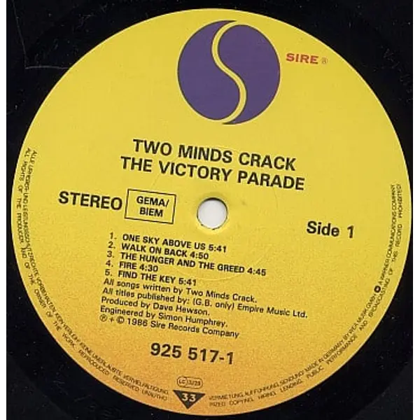 Two Minds Crack - The Victory Parade Vinyl LP (LP Record, Album) - NM/NM - Classical33.co.uk