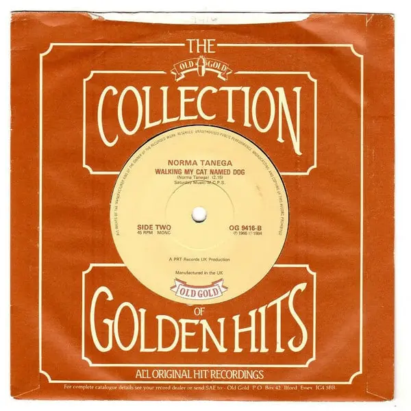 The Toys / Norma Tanega - A Lover's Concerto / Walking My Cat Named Dog 7 Inch Vinyl Single (7 Inch Record, Mono) - VG+/Generic - Classical33.co.uk