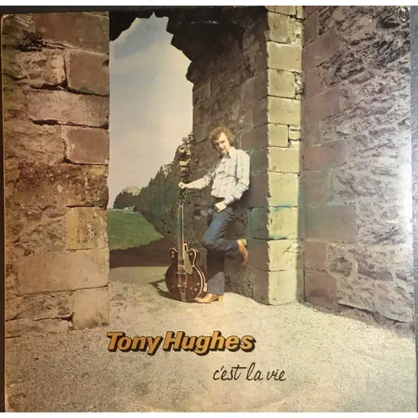 Tony Hughes - C'est la Vie Vinyl LP (LP Record, Album) - NM/VG+ - Classical33.co.uk